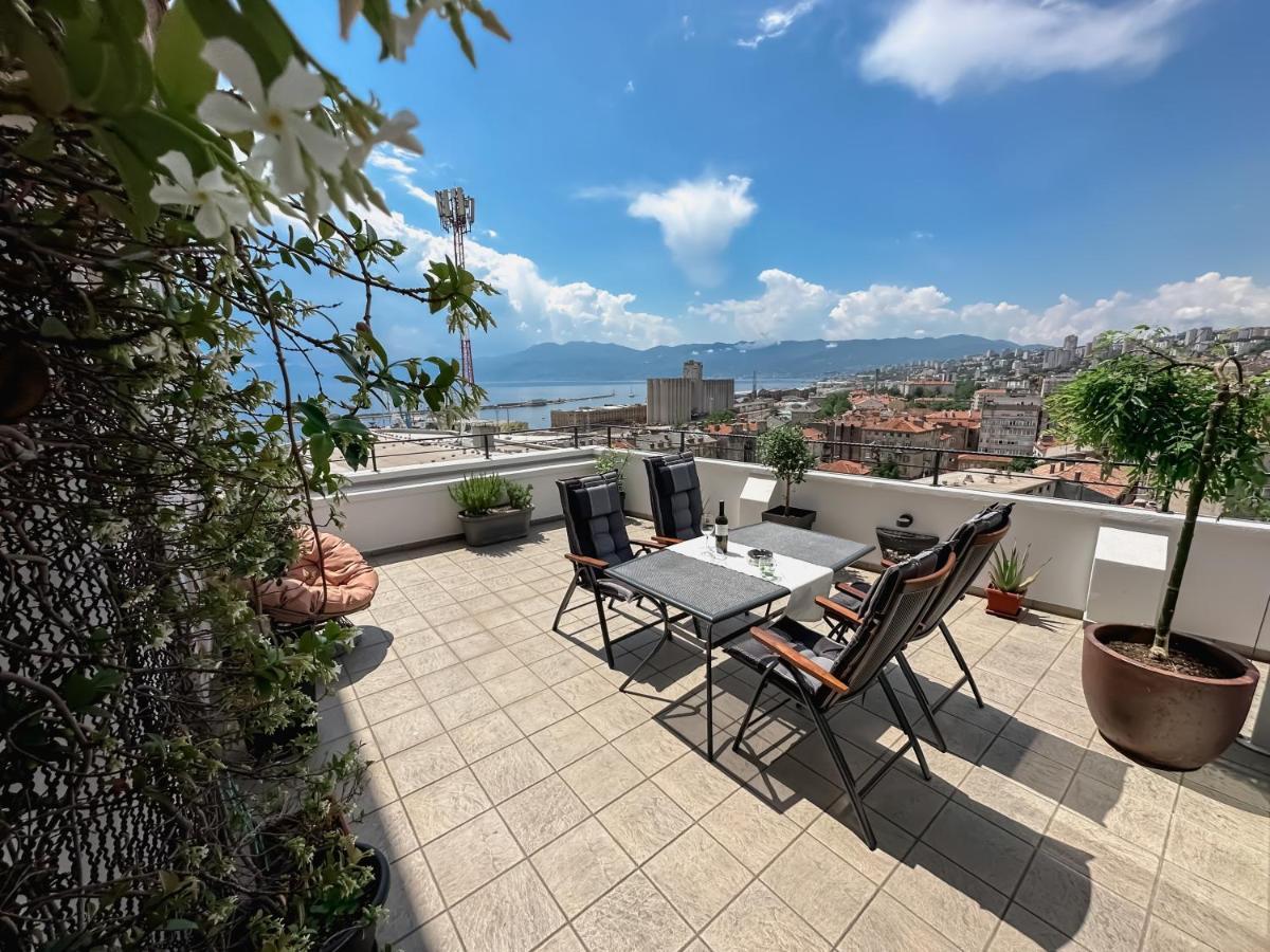 Апартаменти 105M2 Penthouse Sea View Rijeka With Free Garage Parking Екстер'єр фото
